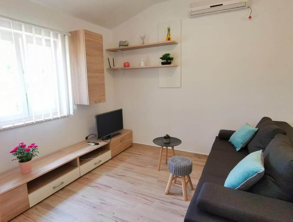 Holiday House Nela Labin  Exterior foto